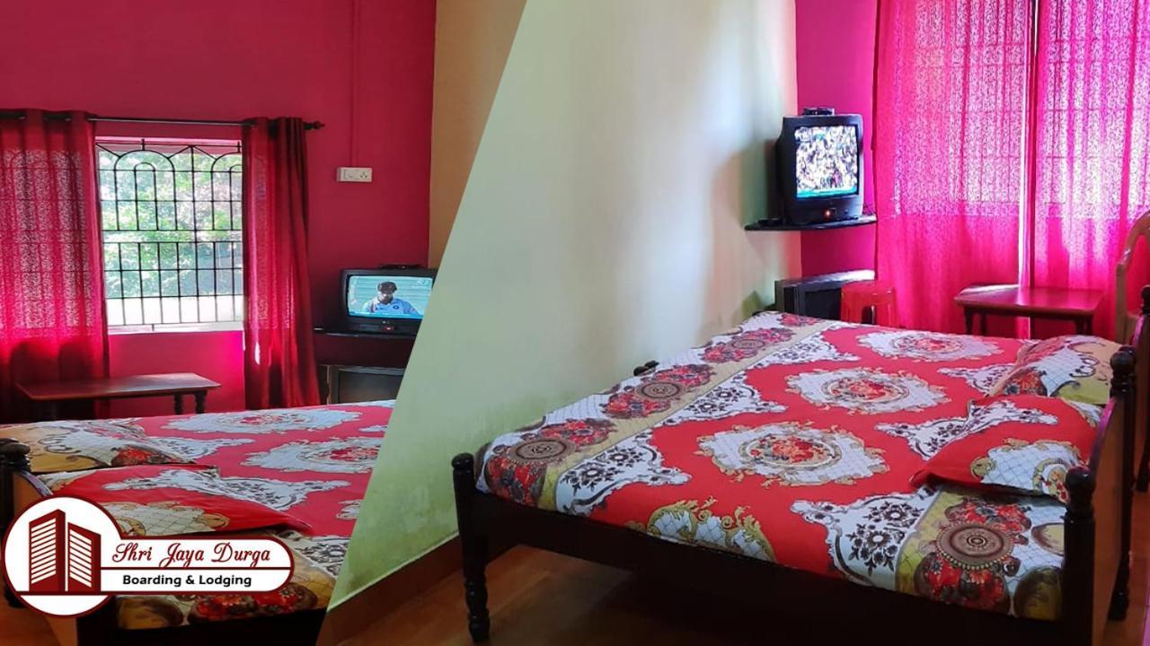 Shri Jaya Durga Boarding & Lodging Удупи Екстериор снимка